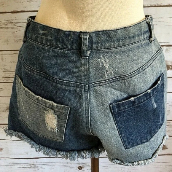 NWT FINDERS KEEPER Women High Waist Distressed Blue Denim Short Shorts Sz Small - Picture 6 of 12